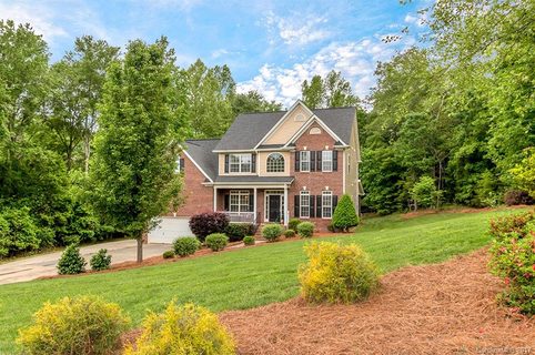 103 Edgehill Drive