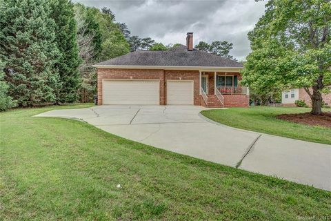 260 Provincial Road sold home in Province Place, Gastonia, NC