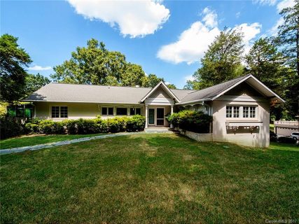 5112 Carmel Club Drive