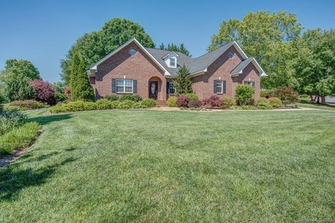 3141 Turf Court 30