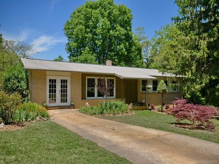 100 Skyview Terrace sold home in Knollwood, Asheville, NC