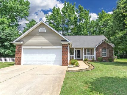 609 Jordans Pond Lane sold home in Jordans Pond, Charlotte, NC