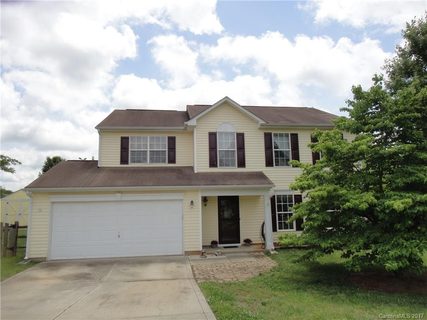 2078 Fossil Lane sold home in Autumn Ridge, Concord, NC