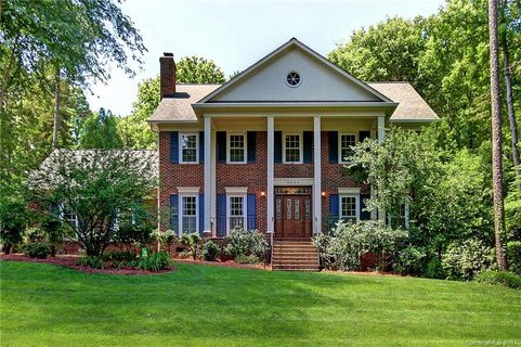 9044 Peyton Randolph Drive sold home in Williamsburg Raintree, Charlotte, NC