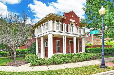 Previously sold for $305,000
