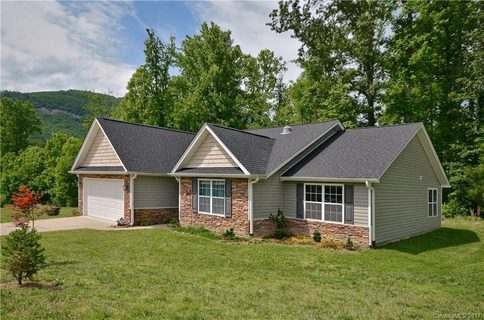 296 N Crab Meadow Drive sold home in CRAB CREEK VALLEY, Hendersonville, NC