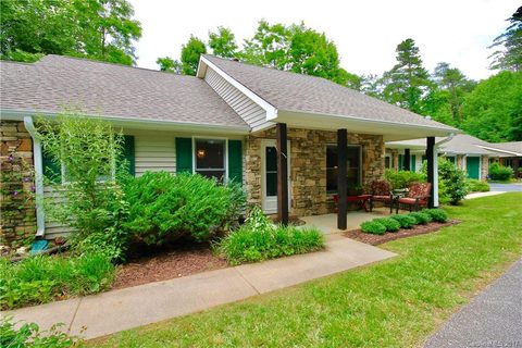 302 Smokey Mountain Court