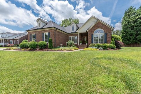 5585 Oakmont Street
