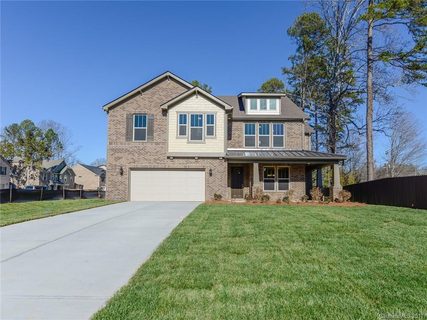 104 Smithfield Drive 01