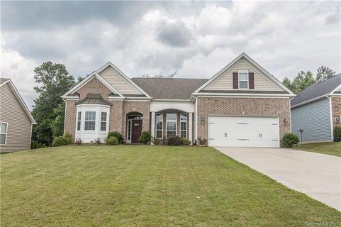 4046 Hickory View Drive sold home in Heritage Hall, Fort Mill, SC