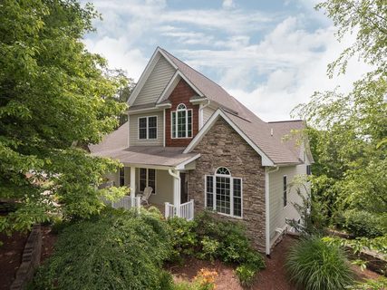 845 Settlers Trail