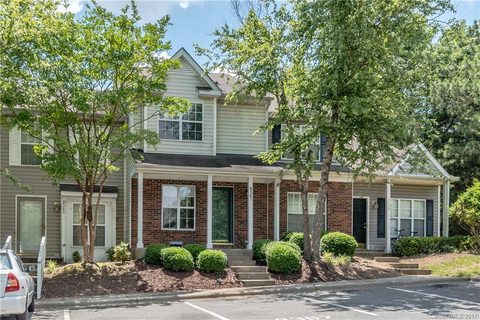 9367 Glenwater Drive sold townhome in Glenwater, Charlotte, NC