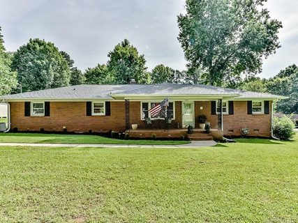 3316 Joseph Drive sold home in Elburta Downs, Matthews, NC