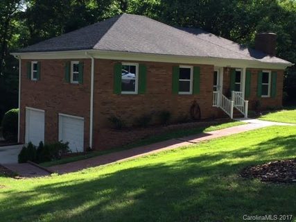 368 Crestside Drive sold home in Mountain Brook Estates, Concord, NC