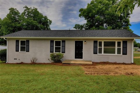 3551 Rock Hill Church Road sold home in Crestview, Concord, NC