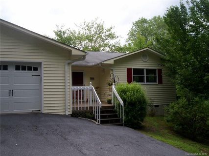 120 Russell Circle 29