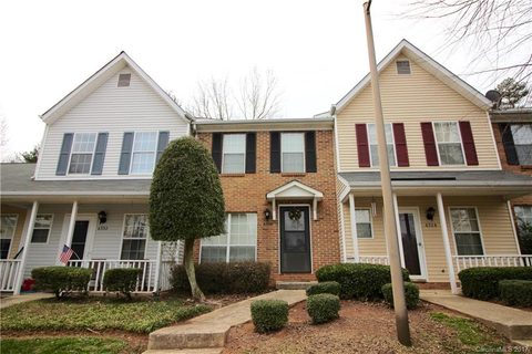 6330 Windsor Gate Lane sold townhome in Windsor Grove Homes, Charlotte, NC