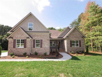 129 Honeysuckle Creek Loop sold home in Honeysuckle Creek, Mooresville, NC