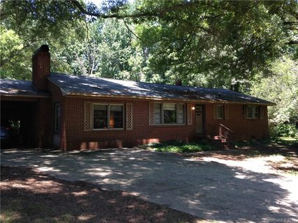 2104 Pinebrook Circle sold home in Lewis Forest, Charlotte, NC