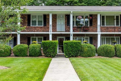 102 Boyd Drive 2C sold home in Flat Rock Manor, Flat Rock, NC