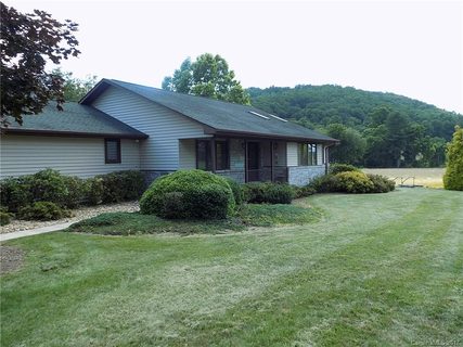 131 Turley Falls Road SR#1215Brightwater RD. sold home in Brightwater Farms Est, Hendersonville, NC