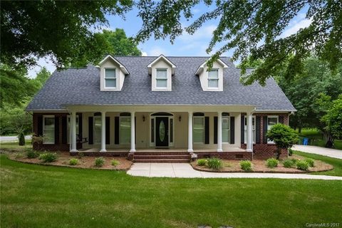 101 Spring Branch Road sold home in Spring Branch Glen, Fort Mill, SC