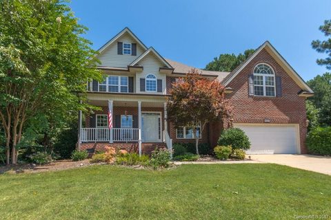 7395 Windy Pine Circle