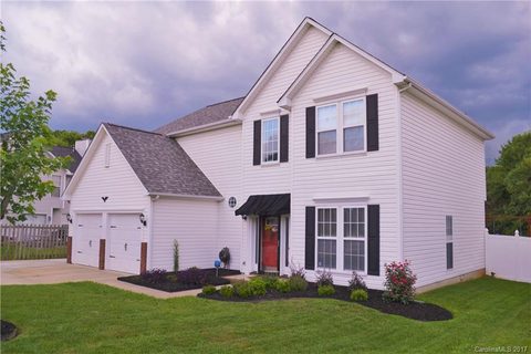 9409 Monarda Court sold home in Gaitwood, Charlotte, NC