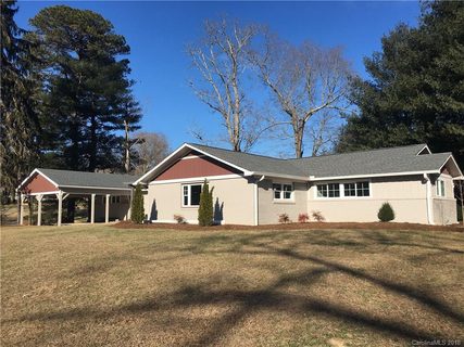 1807 Country Club Road sold home in Country Club Park, Hendersonville, NC