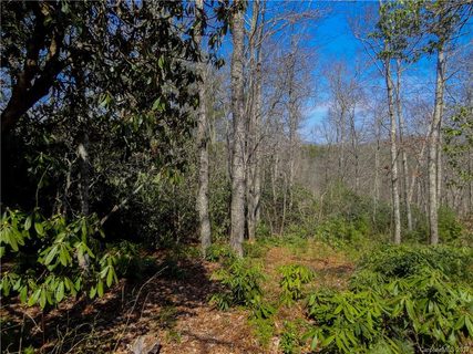 000 Pack Drive 15 sold lot in Wolf Ridge Estates, Spruce Pine, NC