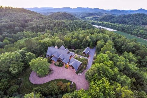 100 Bunting Trail sold home in Stekoih Hills, Whittier, NC