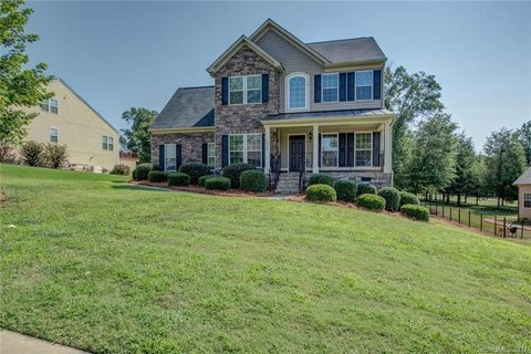 1004 Peninsula Drive sold home in Lakepoint, Belmont, NC