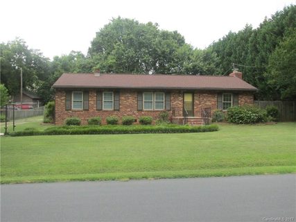 4417 Oak Drive