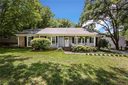 11722 Mirror Lake Drive sold home in Charlotte, SC