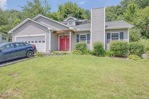 114 Pasco Loop sold home in Fox Run Meadows, Waynesville, NC