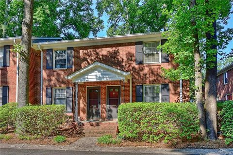 918 Hollywood Street sold condo in Walker Woods, Charlotte, NC