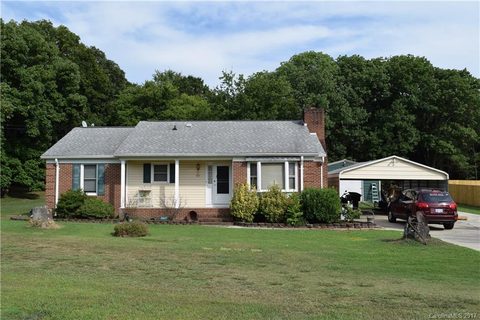 537 Kingfield Drive 1