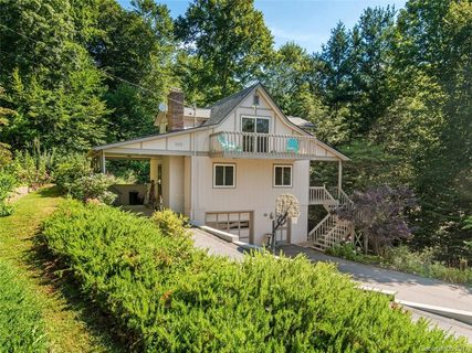 160 Beech Valley Estate sold home in Beech Valley Estates, Weaverville, NC