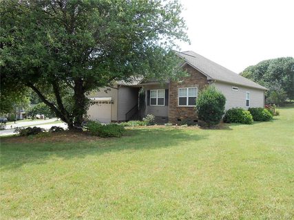 2721 Touchstone Circle