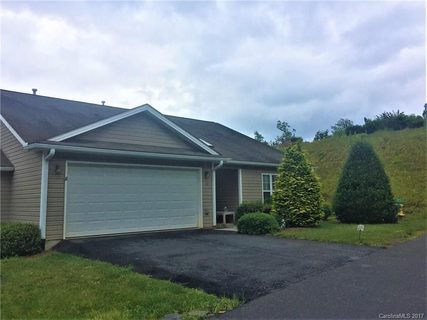 31 Hollow Tree Court sold home in Castle Creek Village, Waynesville, NC