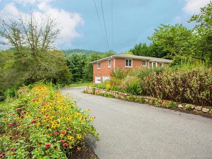10 Alpine Way