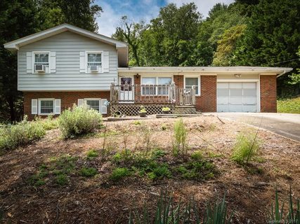 17 Hillview Circle