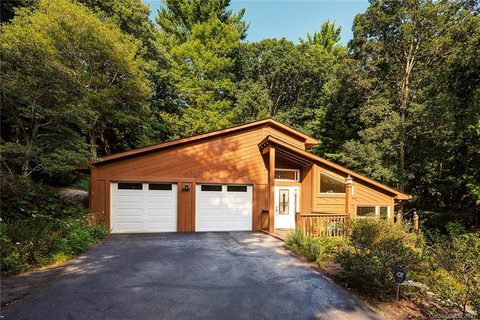 Previously sold for $570,000
