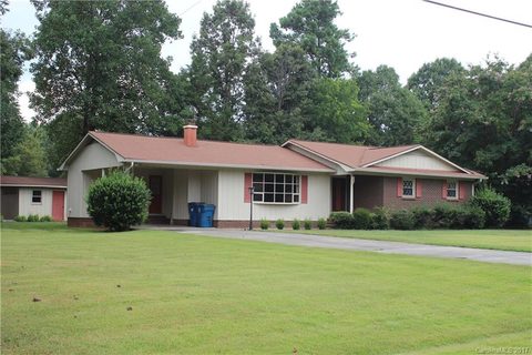5183 Driftwood Drive sold home in Forest Pines, Davidson, NC