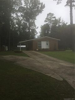122 Roberts Avenue