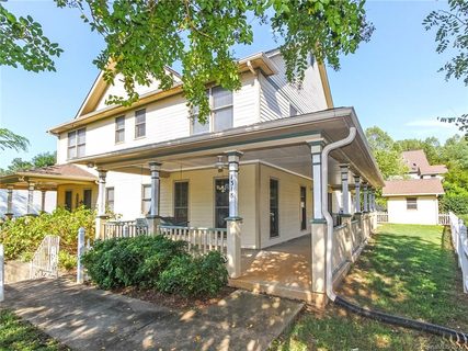 1318 Pampas Circle