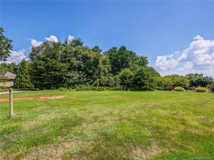Previously sold for $418,500
