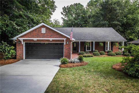 3633 Chiswick Court 25 sold home in Cedar Woods, Charlotte, NC