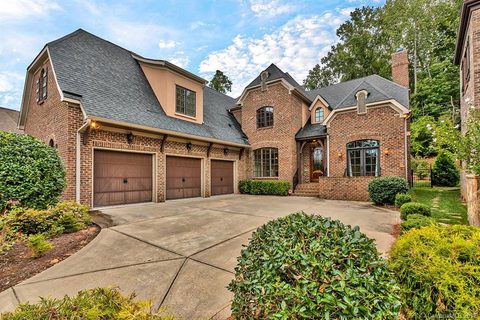 921 Dacavin Drive