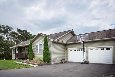 9 Chickwood Trail